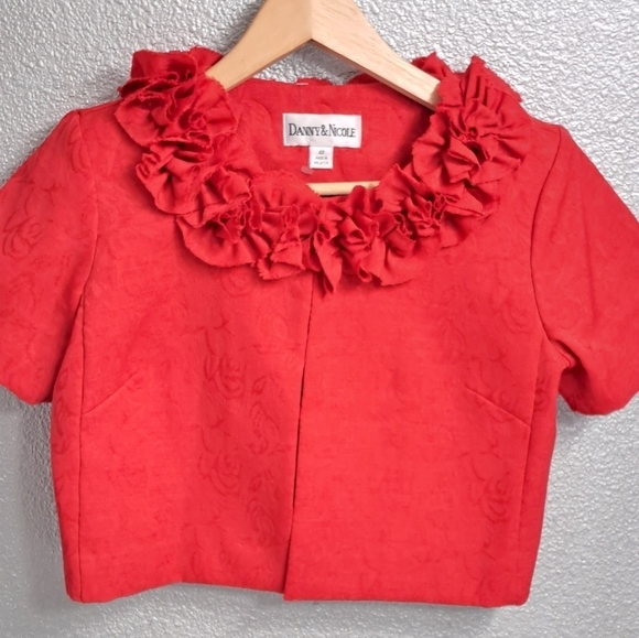 Danny & Nicole Red Textured Cropped Shrug Size 4P - Picture 5 of 9